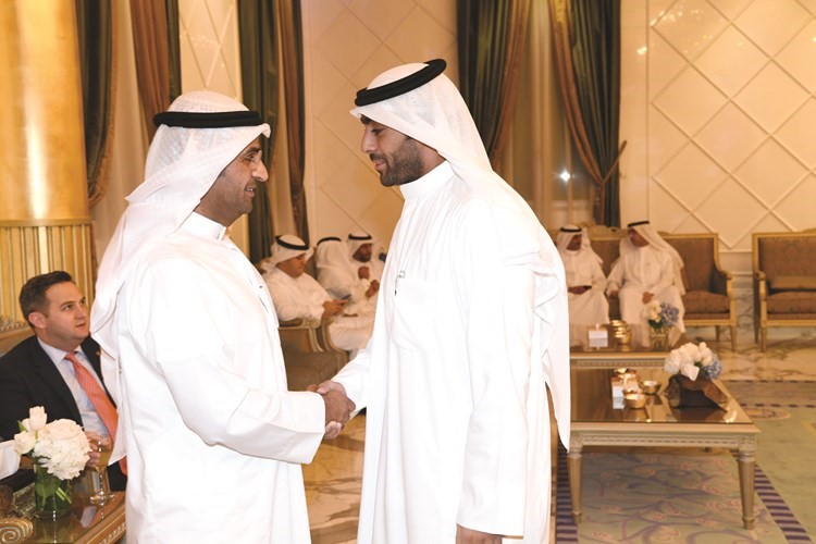 ضاري الوزان مباركا للحجرف بالشهر الفضيل﻿