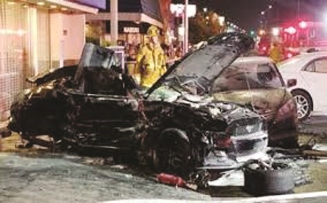 الحادث المروع تسبب في مصرع 3 اشخاص في منطقة وودلاند هيلز