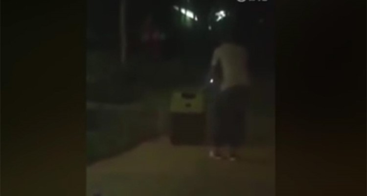 بالفيديو.. لحظة العثور على امرأة مغتصبة داخل حقيبة سفر