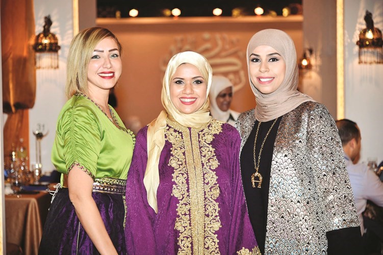 من الحضور﻿
