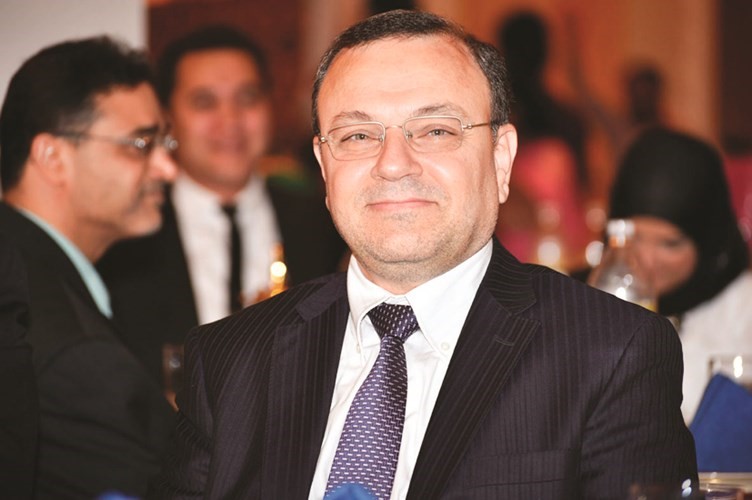 احمد نصرالله﻿