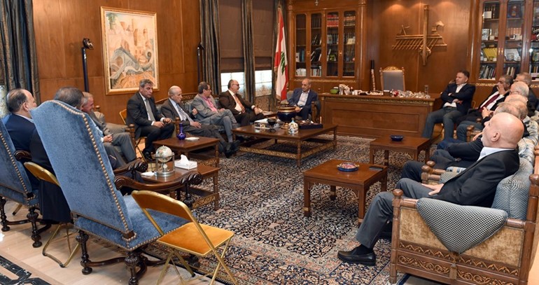 رئيس مجلس النواب نبيه بري في لقاء الاربعاء النيابي في عين التينةمحمود الطويل 