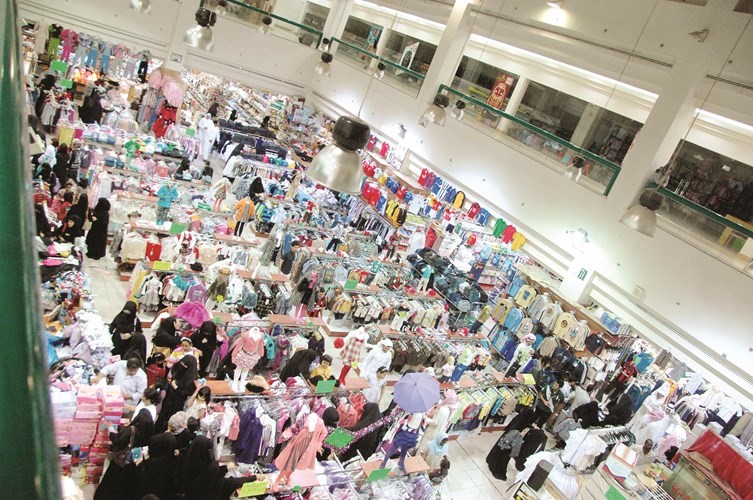 غلاء الأسعار يطفئ بهجة العيد