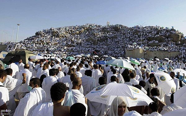 السعودية: اعتماد التحول الرقمي وتطبيق «الإسورة الإلكترونية» لتسجيل بيانات الحجاج هذا العام