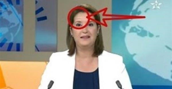 بالفيديو.. مذيعة مغربية تتعرض لموقف محرج على الهواء