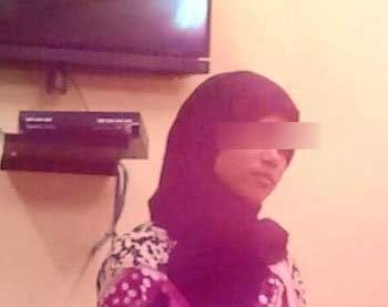 اعترافات الطفلة قاتلة والدها من أجل عشيقها العجوز : " كان بيفرجنى على أفلام جنسية وأول مرة مارس علاقه معى كنت فى 4 ابتدائى !!
