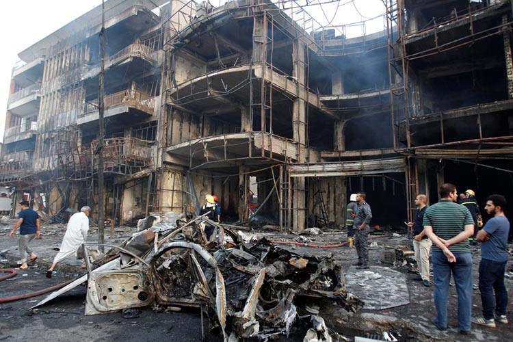 ارتفاع حصيلة تفجير الكرادة في بغداد إلى 167 قتيلاً والعبادي يتوعد بالقصاص 