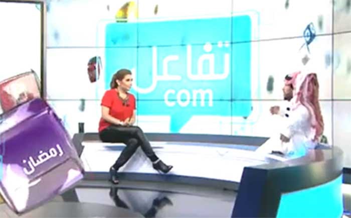 بالفيديو..السعودي الملقب بالرُبع يحرج مذيعة العربية :"أنت ماتحبيني.. وزوجتي أحلى منك"