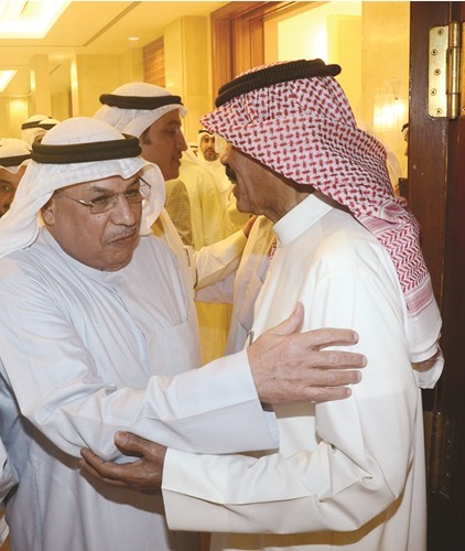 سمو ولي العهد مستقبلا الشيخ خالد الجراح