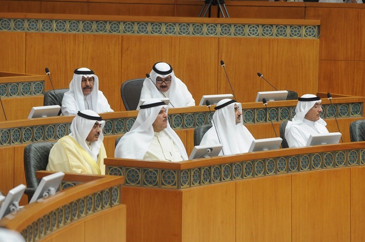 الشيخ صباح الخالد والشيخ سلمان الحمود وديوسف العلي وماحمد الجسار وخلف دميثير وحمد الهرشاني﻿