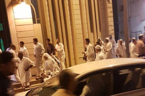 بالفيديو والصور.. السعودية: 3 تفجيرات انتحارية قرب الحرم النبوي وبالقطيف