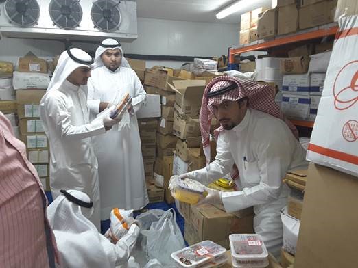 مواد غذائية فاسدة