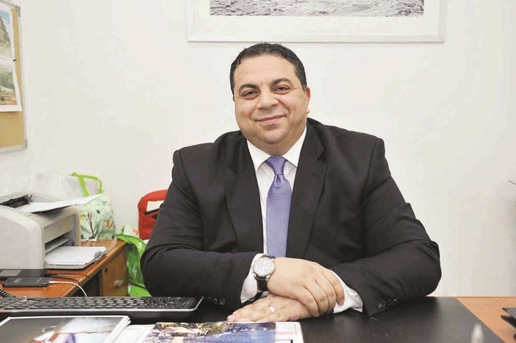 احمد الحمزاوي﻿