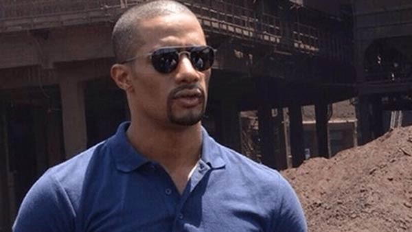 محمد رمضان يهنئ معجبيه بـ«لوك» ناصر الدسوقى
