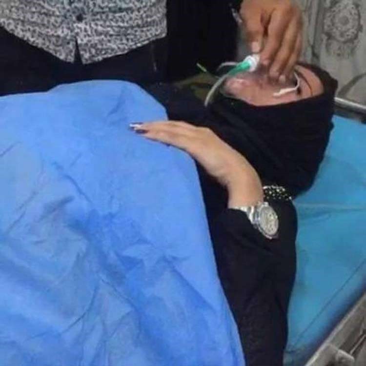 بالفيديو.. ملكة جمال العراق تقود تظاهرة احتجاجية وتنقل إلى المستشفى بعد اطلاق "امن بغداد" النيران! 