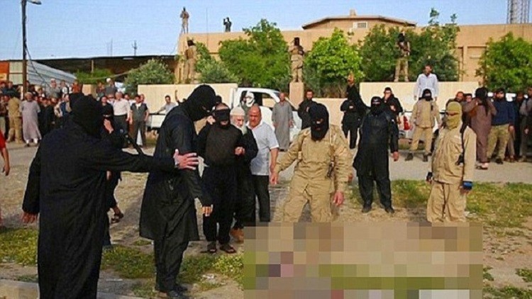 "داعش" ينشر صورا لإعدام 7 من عناصره غليا بالماء لهروبهم من المعارك