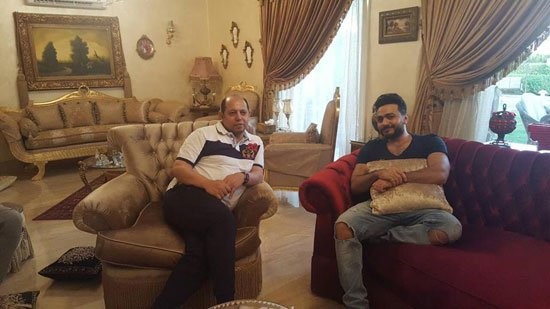 بالصور.. شاهد كيف احتفل تامر حسنى بعيد الفطر