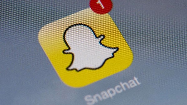 "سناب شات" يتيح لمستخدميه الاحتفاظ بذكرياتهم