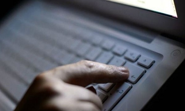 "المقرصنون" يتفوقون في مجال الجريمة الإلكترونية