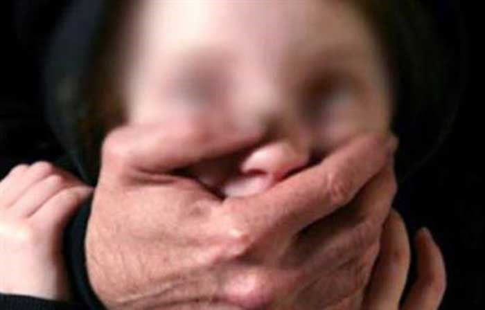 عمرها 9 سنوات.. لم ترحمها صرخاتها من اغتصاب ابن خالتها لتموت ثمنًا لإخفاء الفضيحة