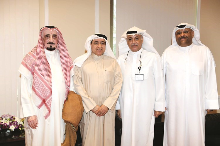 ممحمد بوشهري ومفؤاد العون وراشد الحجيلان ﻿