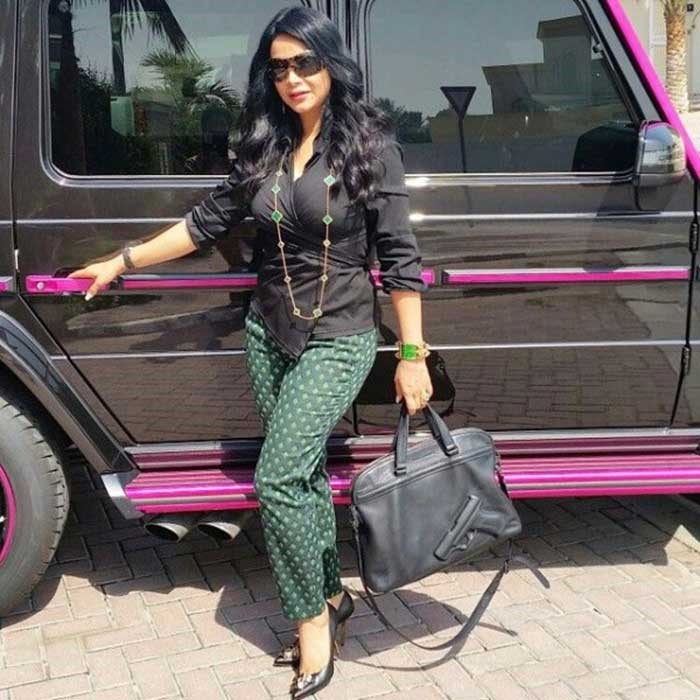 بالصور.. تعرف على سيارات نجوم الغناء في الوطن العربي من قبل  ؟ 