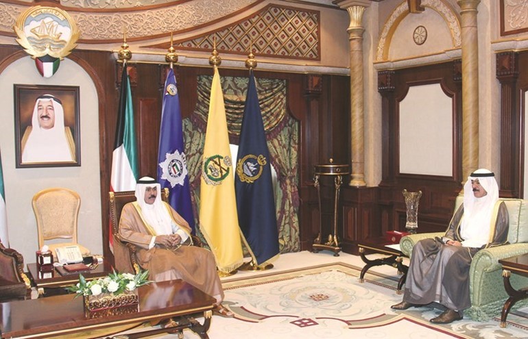 سمو نائب الامير وولي العهد الشيخ نواف الاحمد مستقبلا الشيخ محمد الخالد﻿