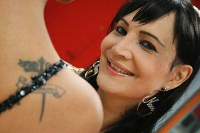  بالفيديو والصور .. فنانات عربيات تحولن من ذكور إلى اناث .."مس انشراح" على راس القائمة 