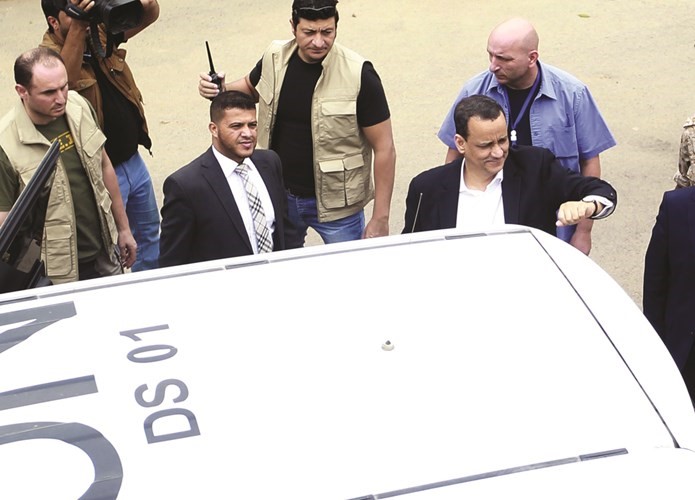المبعوث الاممي اسماعيل ولد الشيخ احمد لدى وصوله صنعاء للاجتماع مع الحوثيين