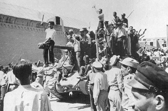 بالفيديو.. تاريخ إنقلابات تركيا في 56 عامًا: فشل 3 مرات ورئيس واحد شهد 6 منها وقُبض عليه في إحداها