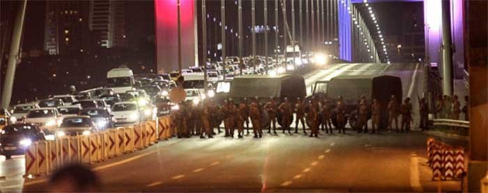 بالفيديو.. تاريخ إنقلابات تركيا في 56 عامًا: فشل 3 مرات ورئيس واحد شهد 6 منها وقُبض عليه في إحداها