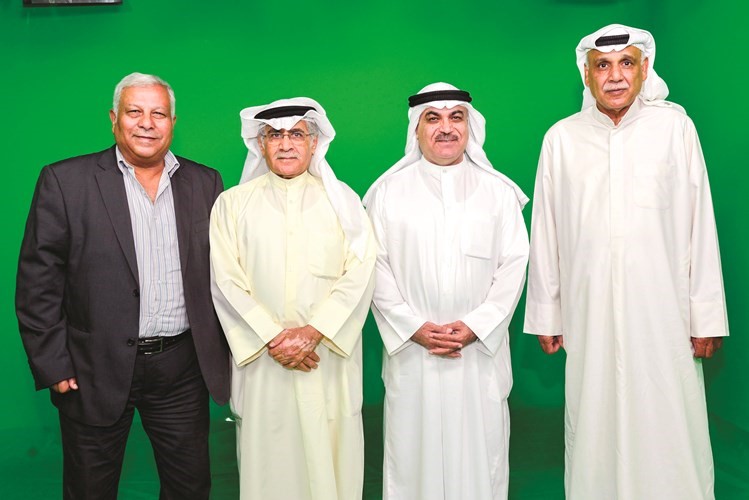 القائمون على البرنامج حسن الجسمي وجواد مقصيد ومنير سردار والزميل صلاح رشدي 	شانافاس قاسم	﻿