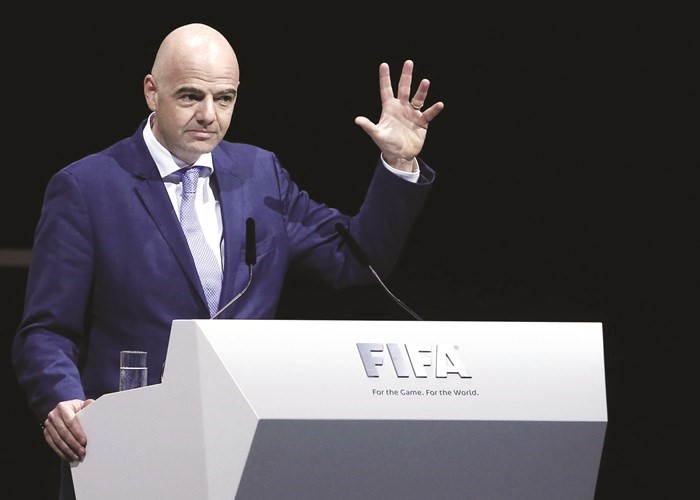 رئيس الاتحاد الدولي لكرة القدم انفانتينو