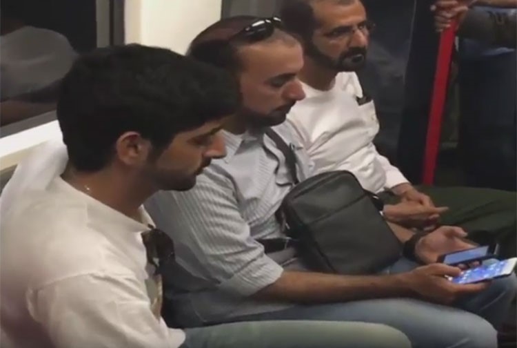 بالفيديو.. محمد بن راشد يتنقل بالمترو في لندن وسط الطبقة العاملة