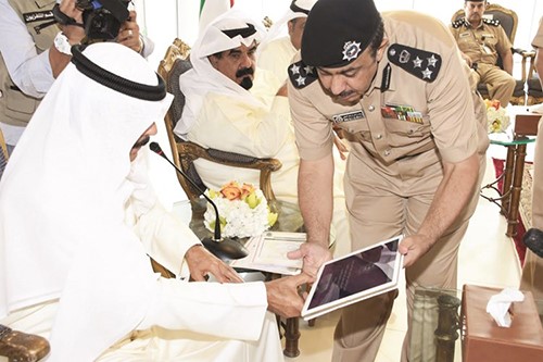 الشيخ محمد الخالد يدشن نظام العمل بالتاشيرة