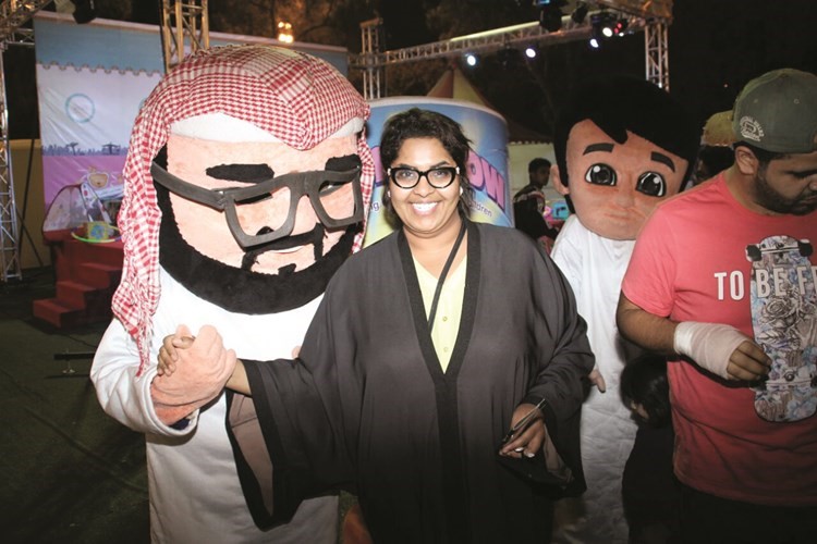هيا الشعيبي اثناء مشاركتها في المهرجان﻿