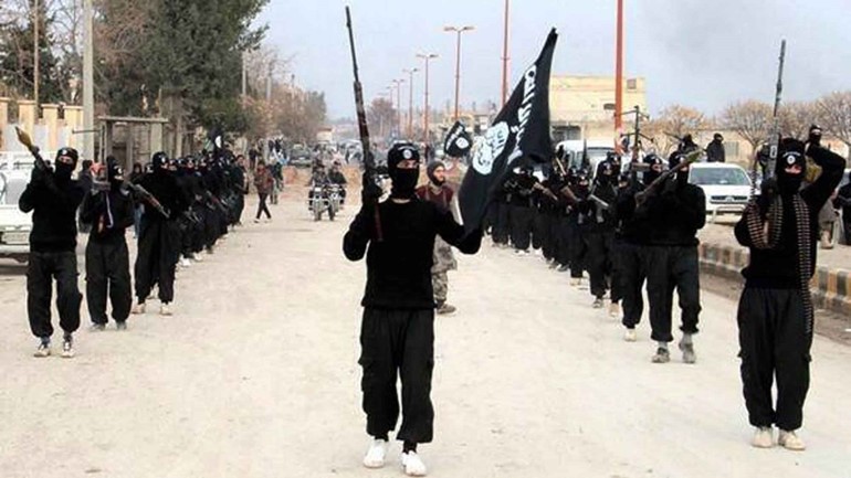 «داعش» ينتزع عدة قرى من الميليشيات الكردية  ويعدم 24 مدنياً في قرية البوير قرب منبج