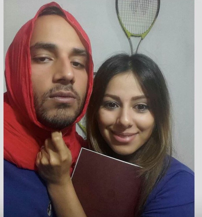 بالصور.. رجال إيران يتحدون النظام ويرتدون الحجاب !!