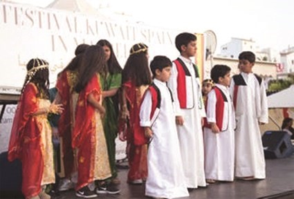 جانب من العروض الشعبية ﻿