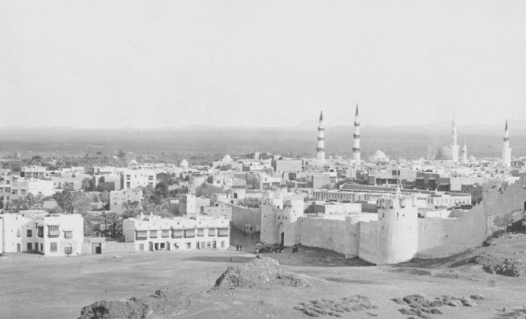 بالصور.. شاهد العالم الإسلامي في عهد آخر سلطان عثماني 