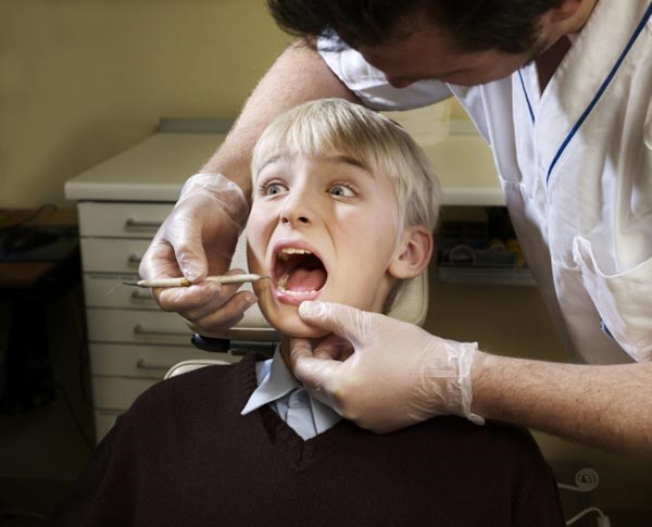 الموت.. الألم.. والطلاق.. 7 أشياء احذر من أن تكذب على طفلك بشأنها