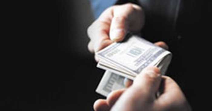 شركات  تقوم بتجميع الدولار من المصريين بالخارج مقابل منح ذويهم فى مصر للجنيه المصرى بضمانات كاملة 