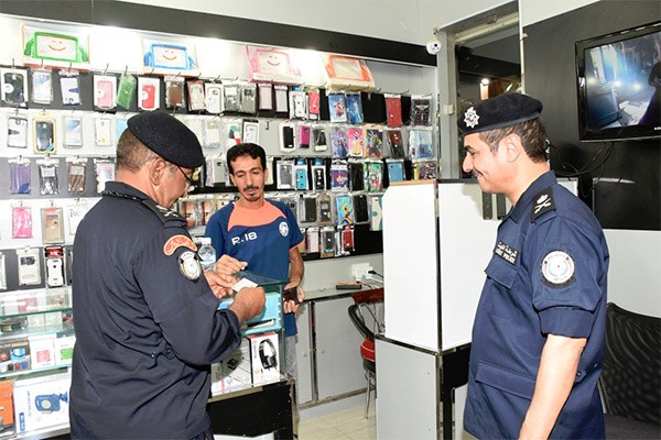 ضبط 89 مخالفا ومطلوبا في حملـة أمنية موسعة بمنطقة اسواق القرين
