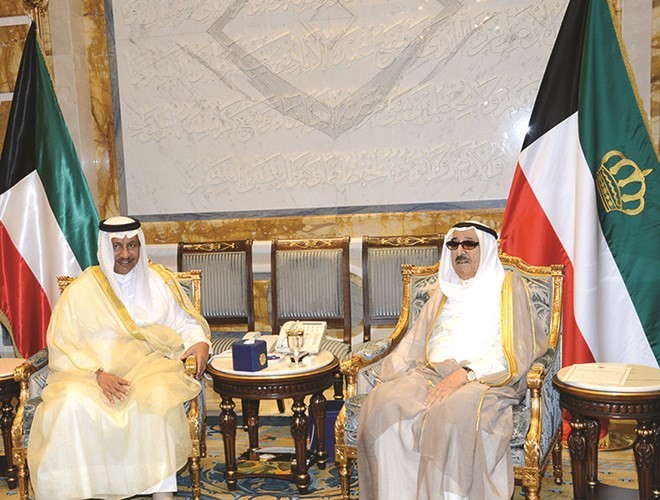 صاحب السمو الامير لدى استقباله سمو رئيس الوزراء الشيخ جابر المبارك