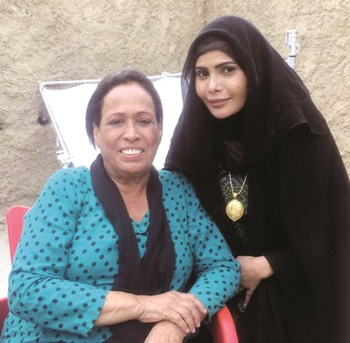  ومع الفنانة القديرة حياة الفهد اثناء تصوير مسلسل بائعة النخي