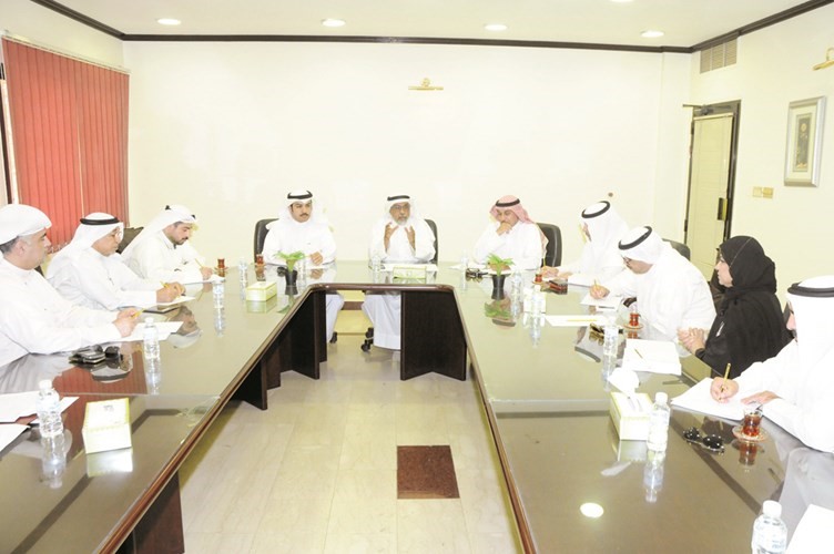  مفهد العتيبي خلال الاجتماع ﻿
