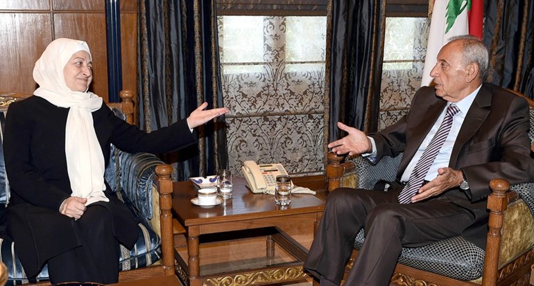 رئيس مجلس النواب نبيه بري مستقبلا النائب بهية الحريري في عين التينةمحمود الطويل