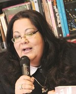 الروائية نور عبدالمجيد﻿