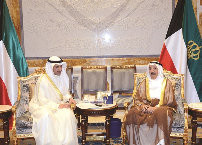 صاحب السمو الامير الشيخ صباح الاحمد مستقبلا مرزوق الغانم ﻿