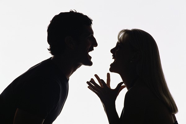 8 مهن "تشجع" على الطلاق